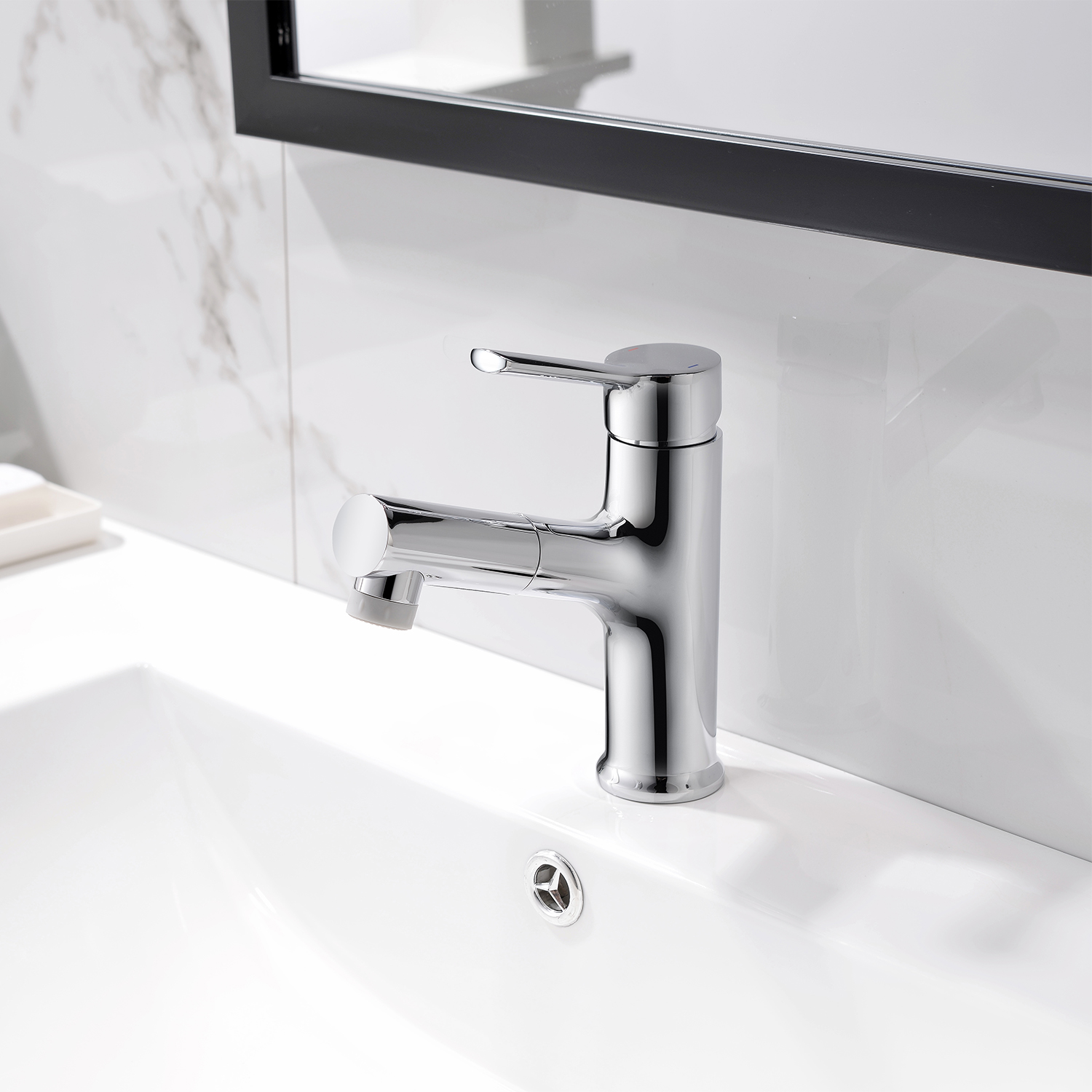 Aquacubic Factory Supplier 360 drehbare Chrom-moderne Waschbeckenarmaturen Ziehen Sie den Wasserhahn im Badezimmer heraus